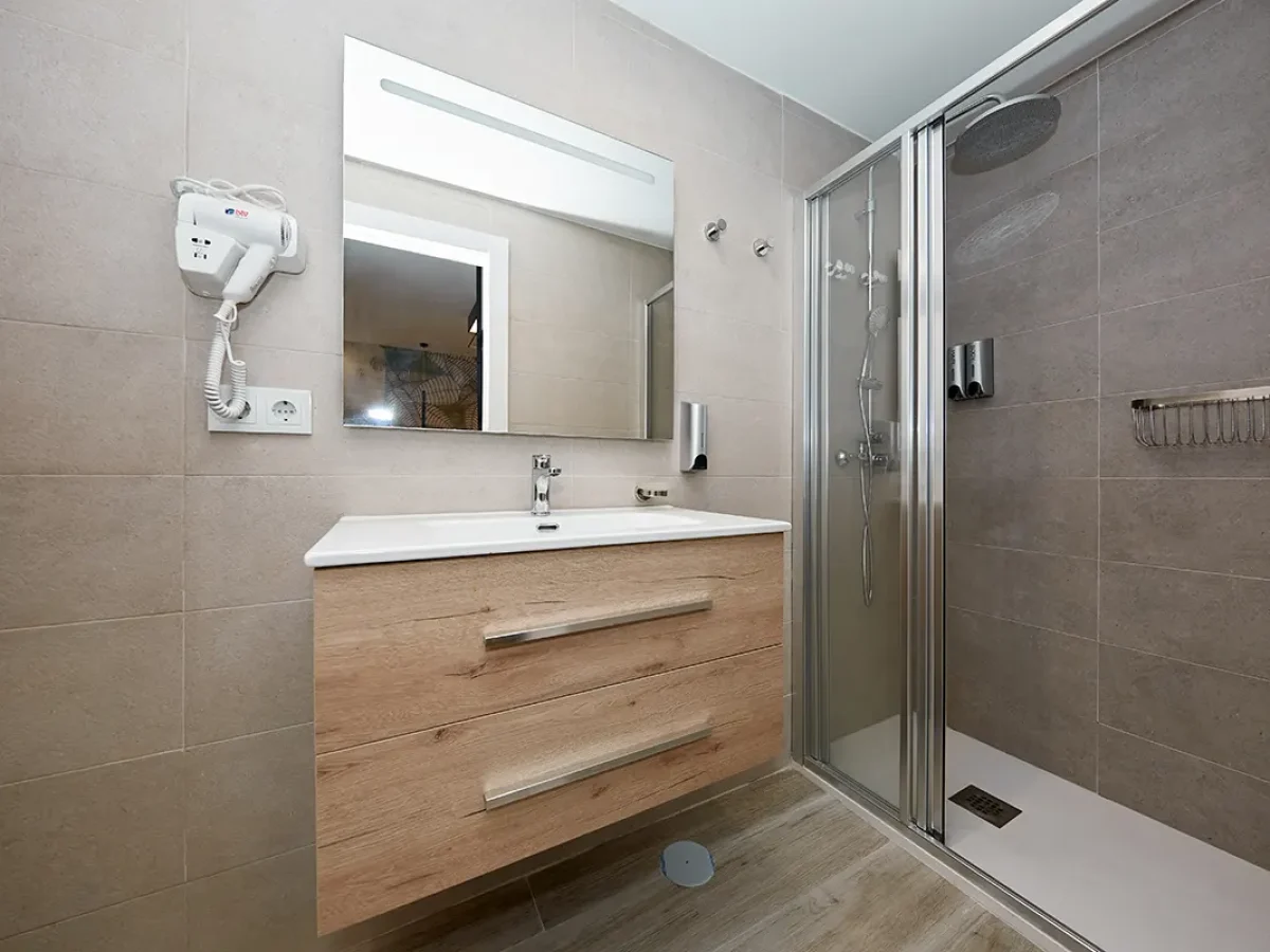 hotel enmathi benalua PA